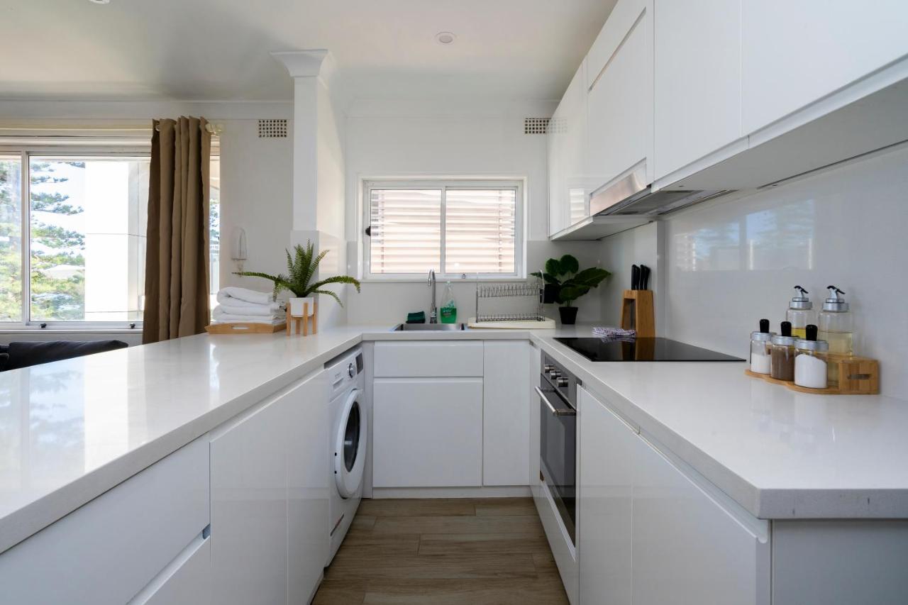 Manly Beachfront Apartment Exterior photo