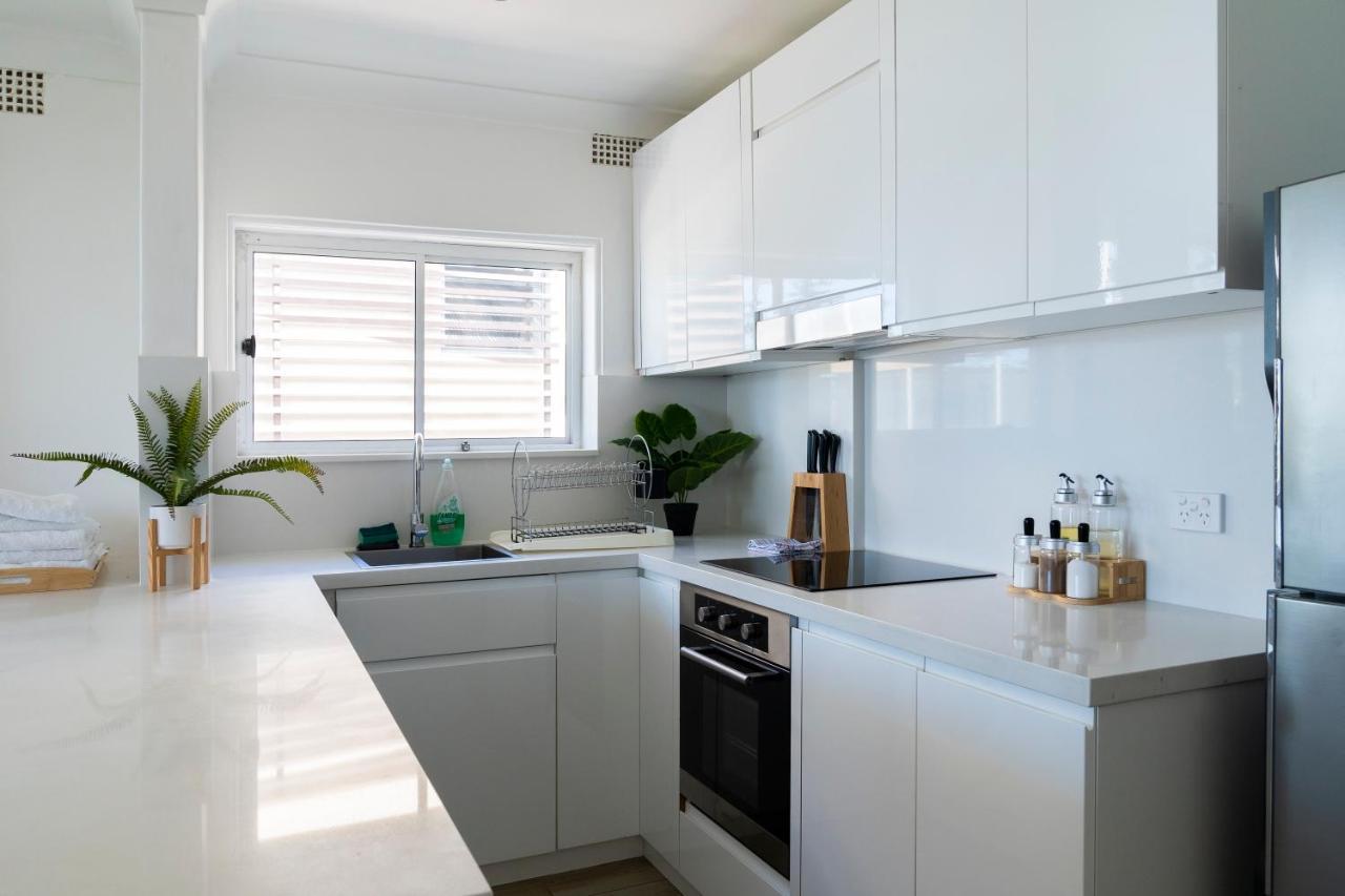 Manly Beachfront Apartment Exterior photo
