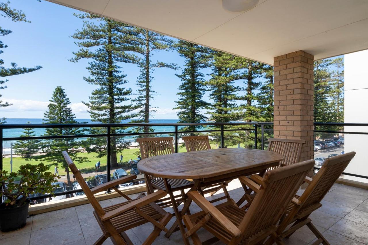 Manly Beachfront Apartment Exterior photo